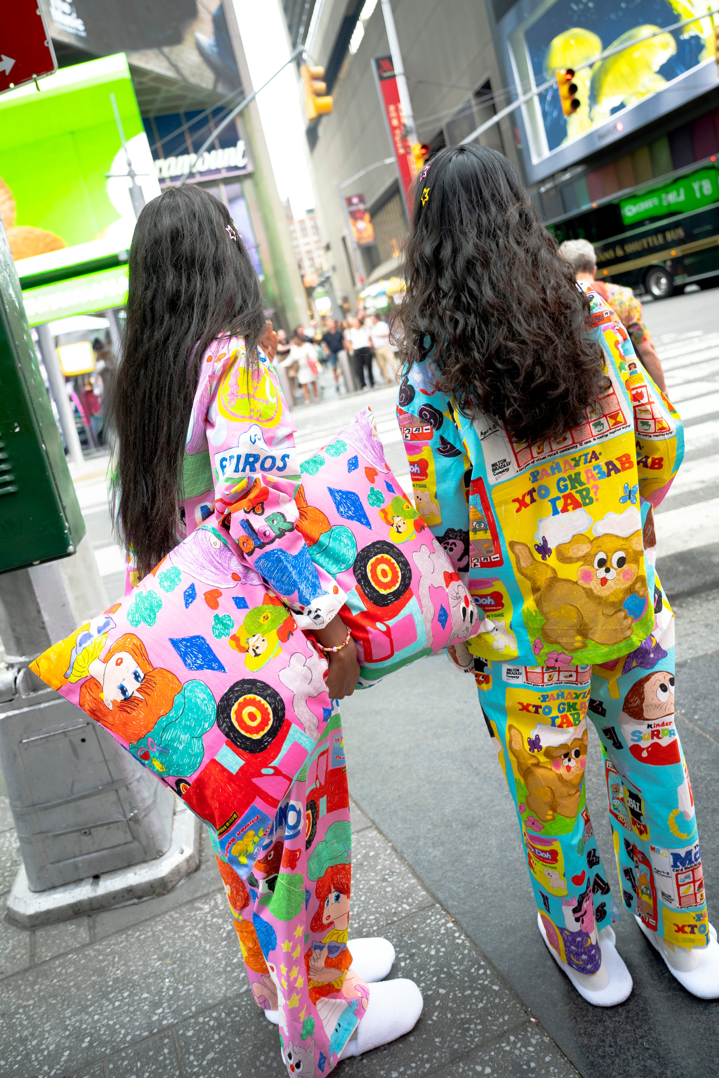 Colorful Graffiti Cotton Pajama Set - Pink